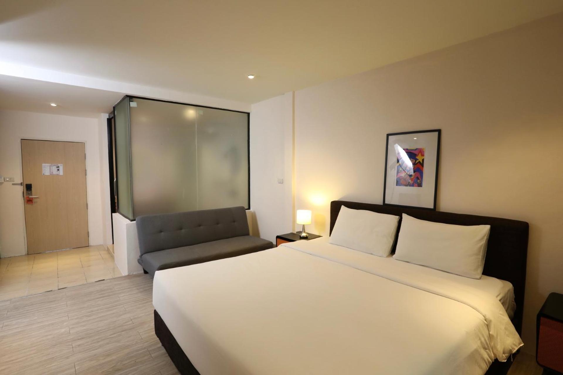Studio F Sukhumvit Bangkok Exterior photo