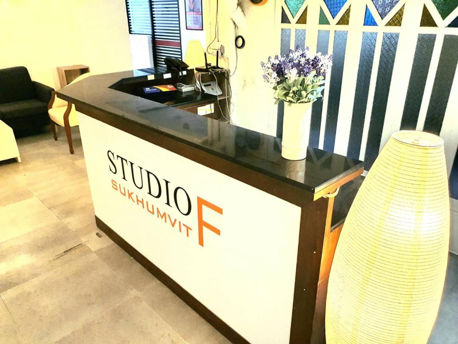 Studio F Sukhumvit Bangkok Exterior photo